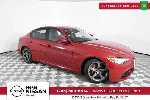 2018 Alfa Romeo Giulia  RWD photo