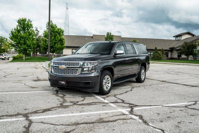 2018 Chevrolet Suburban LT 4WD photo