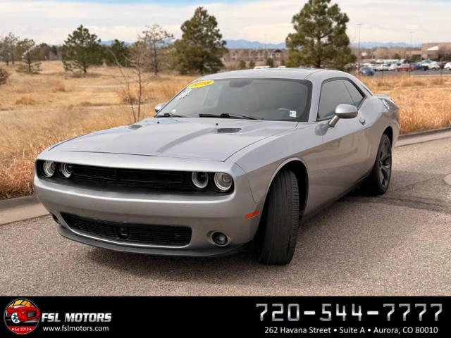 2018 Dodge Challenger SXT Plus RWD photo