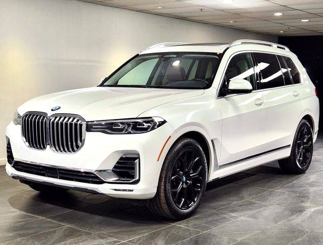 2019 BMW X7 xDrive50i AWD photo