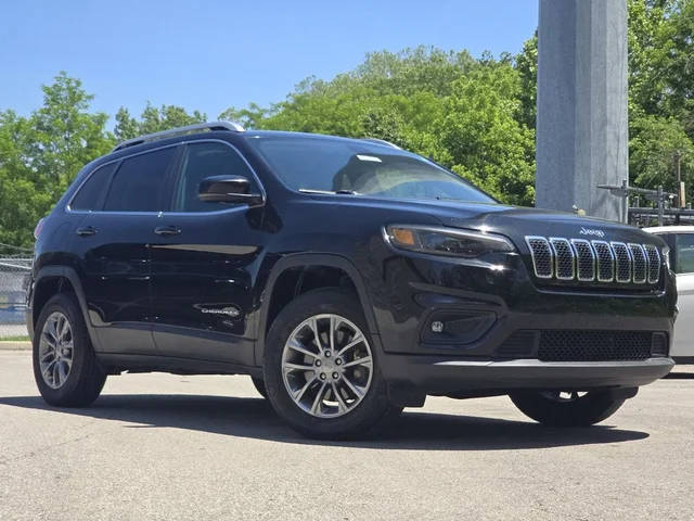 2019 Jeep Cherokee Latitude Plus 4WD photo