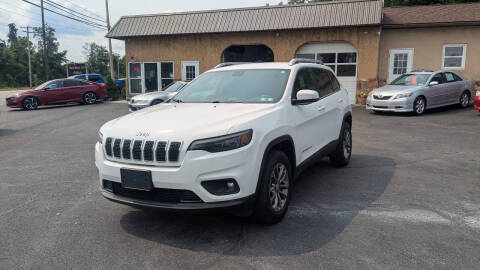 2019 Jeep Cherokee Latitude Plus 4WD photo