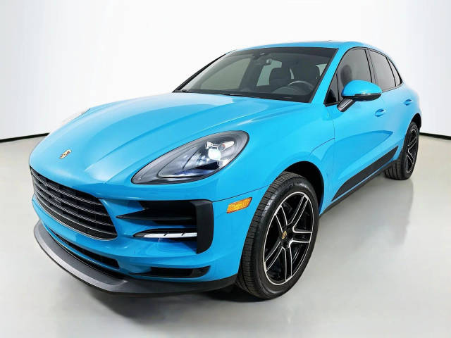2019 Porsche Macan  AWD photo