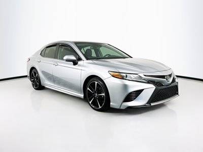 2019 Toyota Camry XSE FWD photo