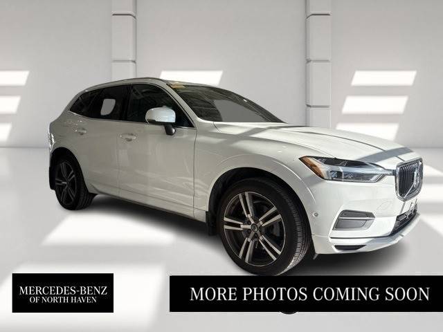 2019 Volvo XC60 Momentum AWD photo