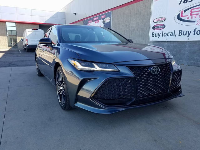 2019 Toyota Avalon Touring FWD photo