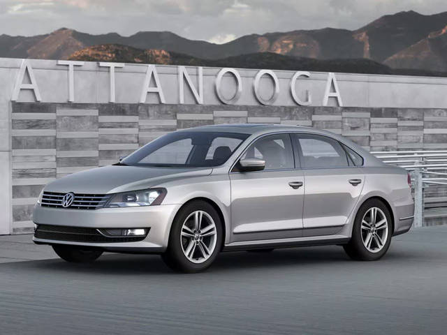 2015 Volkswagen Passat 1.8T Wolfsburg Ed FWD photo