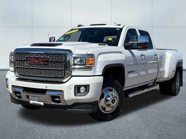 2019 GMC Sierra 3500HD Denali 4WD photo
