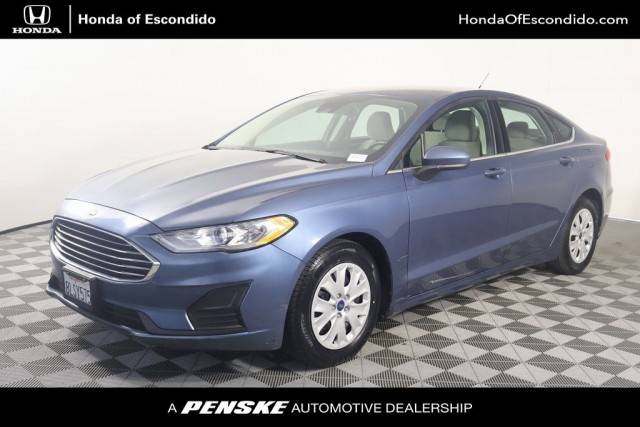 2019 Ford Fusion S FWD photo