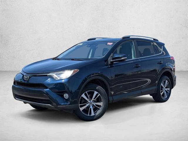 2018 Toyota RAV4 XLE FWD photo