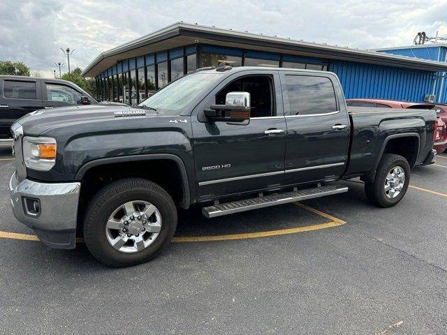 2019 GMC Sierra 2500HD SLT 4WD photo