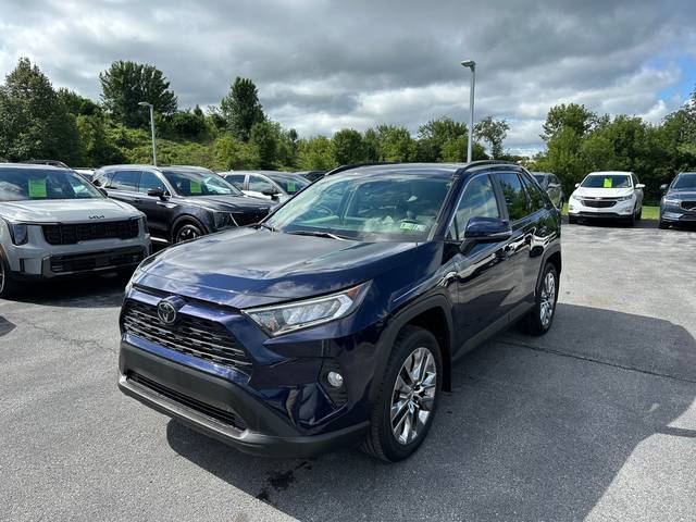 2019 Toyota RAV4 XLE Premium AWD photo