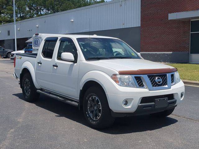 2018 Nissan Frontier PRO-4X 4WD photo
