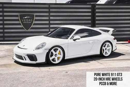 2018 Porsche 911 GT3 GT3 RWD photo