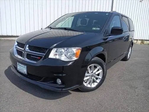 2018 Dodge Grand Caravan SXT FWD photo