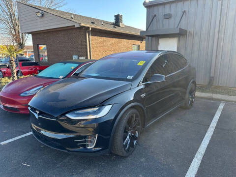 2016 Tesla Model X 90D AWD photo