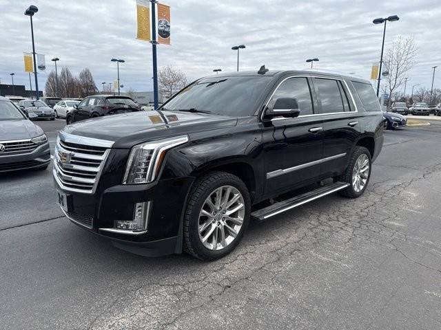 2019 Cadillac Escalade Platinum 4WD photo