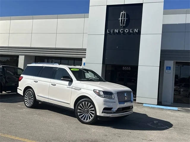 2019 Lincoln Navigator Reserve 4WD photo