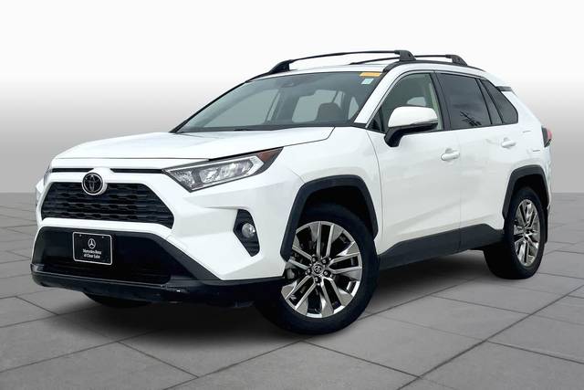 2019 Toyota RAV4 XLE Premium FWD photo