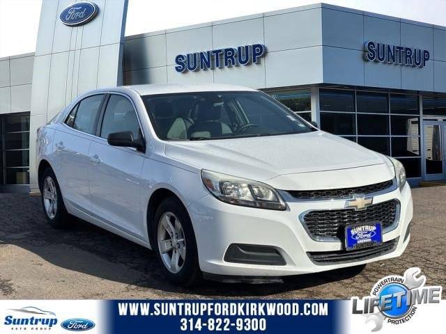 2015 Chevrolet Malibu LS FWD photo