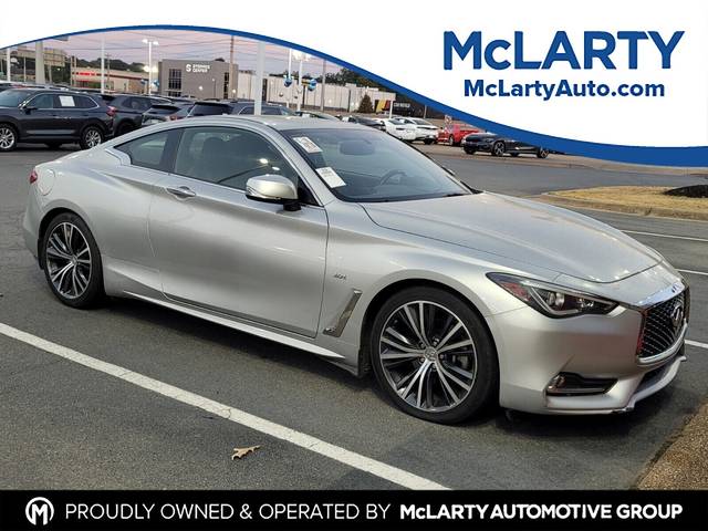 2018 Infiniti Q60 3.0t LUXE RWD photo