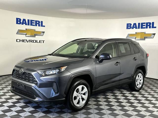 2019 Toyota RAV4 LE AWD photo