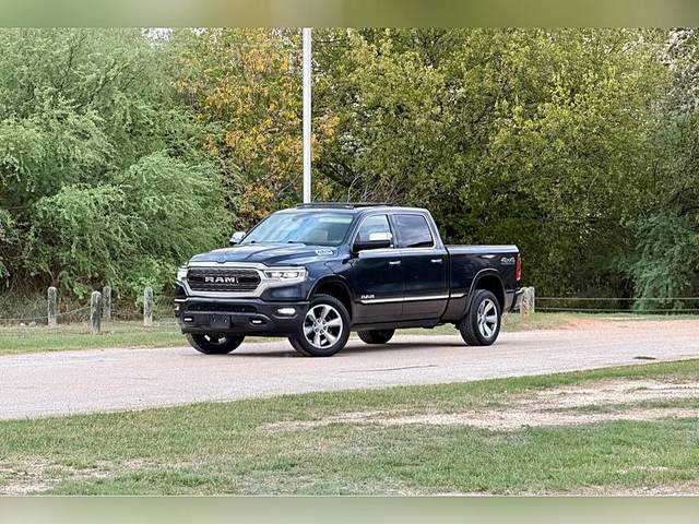 2019 Ram 1500 Limited 4WD photo