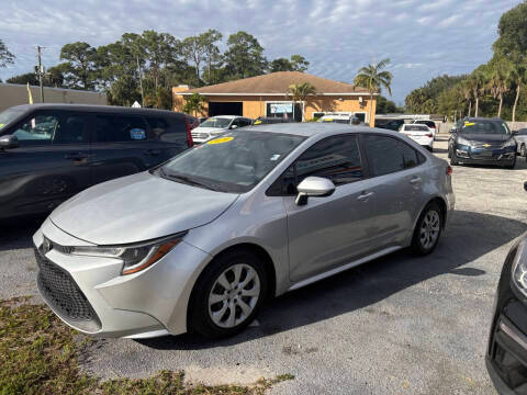 2020 Toyota Corolla LE FWD photo