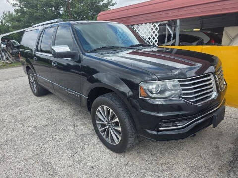 2015 Lincoln Navigator L  RWD photo