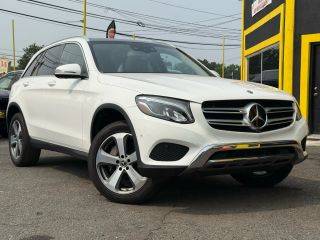 2019 Mercedes-Benz GLC-Class GLC 300 AWD photo