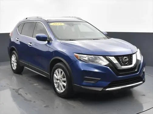 2019 Nissan Rogue SV FWD photo