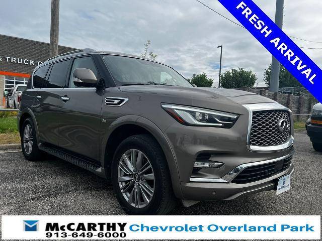 2019 Infiniti QX80 LUXE 4WD photo