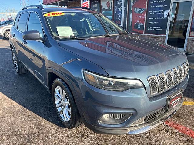 2019 Jeep Cherokee Latitude Plus FWD photo