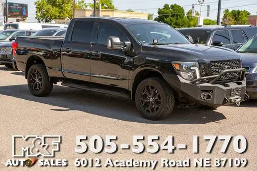 2019 Nissan Titan XD SL 4WD photo
