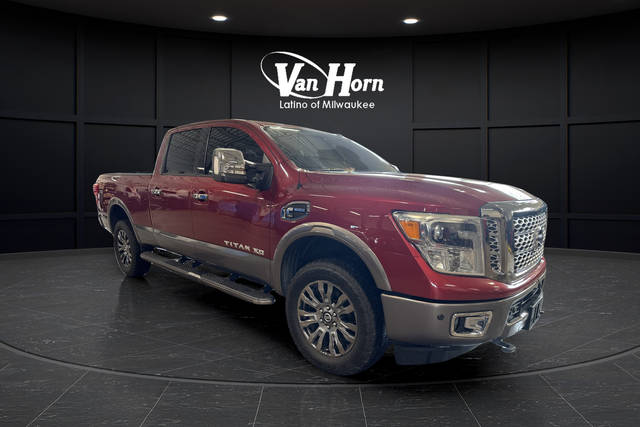 2016 Nissan Titan XD Platinum Reserve 4WD photo