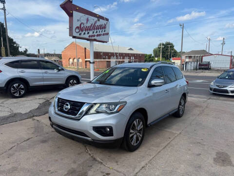 2018 Nissan Pathfinder SV 4WD photo