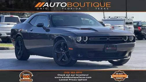 2018 Dodge Challenger R/T RWD photo