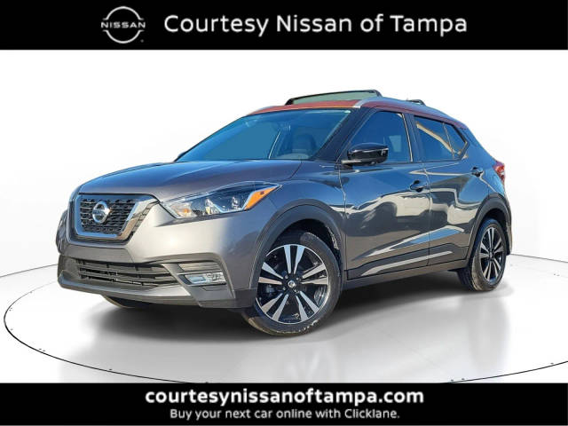 2019 Nissan Kicks SR FWD photo
