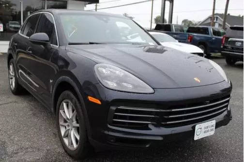 2019 Porsche Cayenne  AWD photo