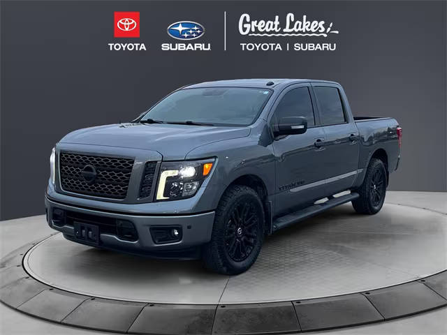 2019 Nissan Titan SV 4WD photo