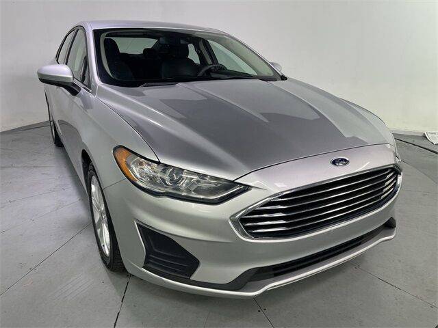 2019 Ford Fusion SE FWD photo
