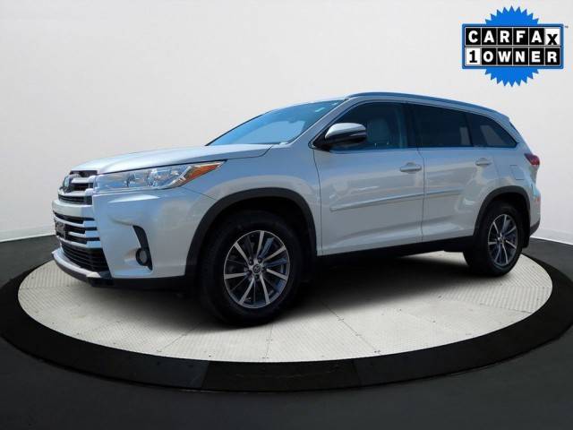 2019 Toyota Highlander XLE AWD photo