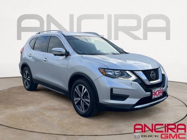 2019 Nissan Rogue SV FWD photo