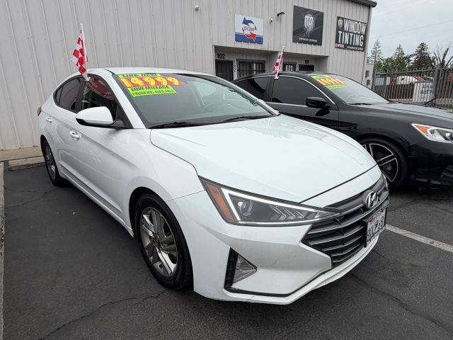 2019 Hyundai Elantra SEL FWD photo