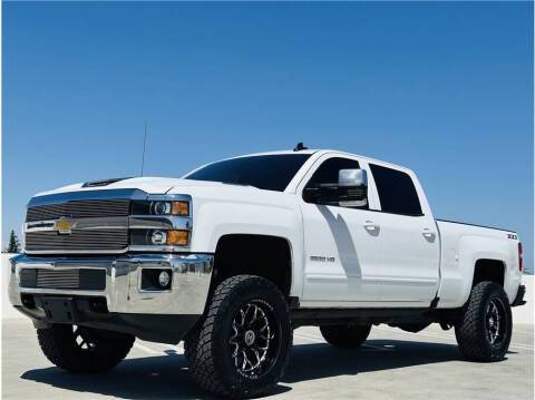 2019 Chevrolet Silverado 2500HD LT 4WD photo