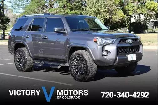 2019 Toyota 4Runner SR5 4WD photo