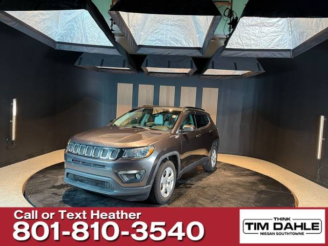 2019 Jeep Compass Latitude FWD photo