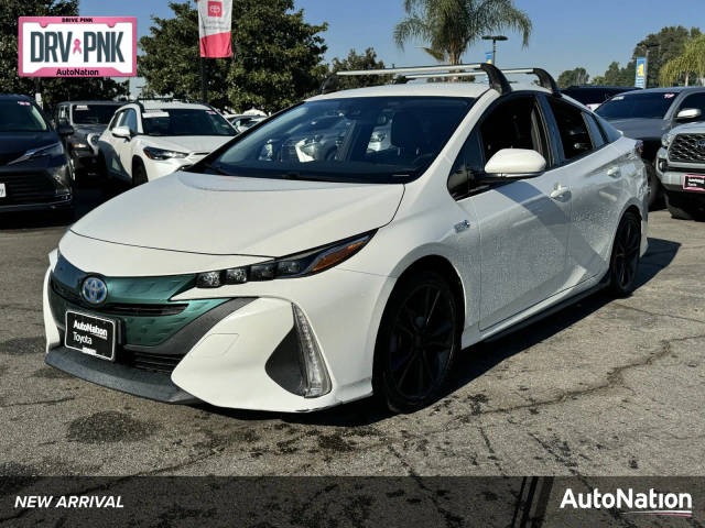 2019 Toyota Prius Prime Plus FWD photo