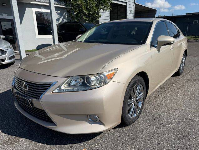 2015 Lexus ES  FWD photo