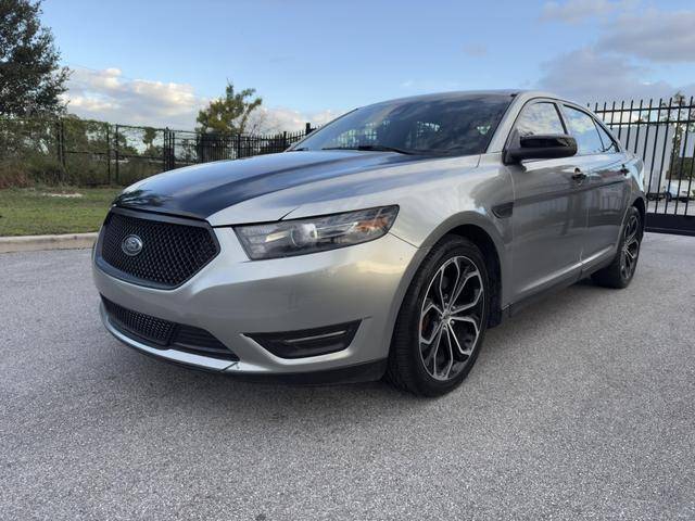 2018 Ford Taurus SHO AWD photo